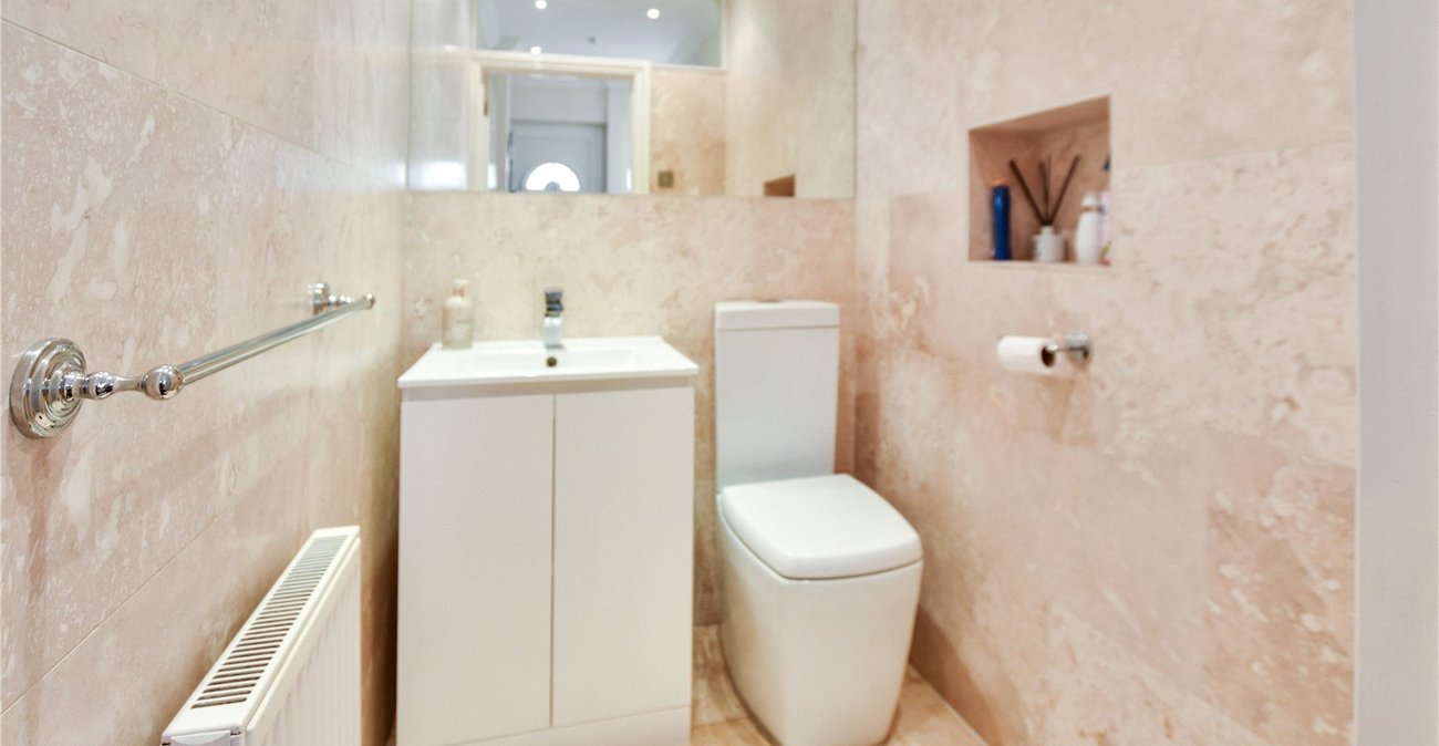 2 bedroom house for sale in Bexley | Robinson Jackson