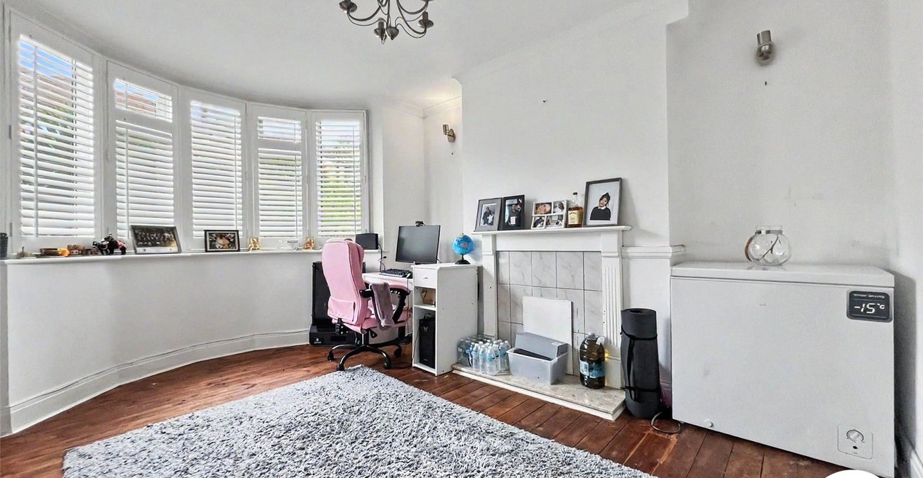 3 bedroom house for sale in Rochester | Robinson Michael & Jackson