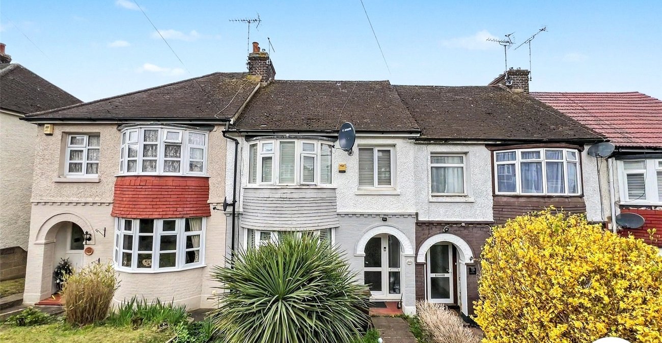 3 bedroom house for sale in Rochester | Robinson Michael & Jackson
