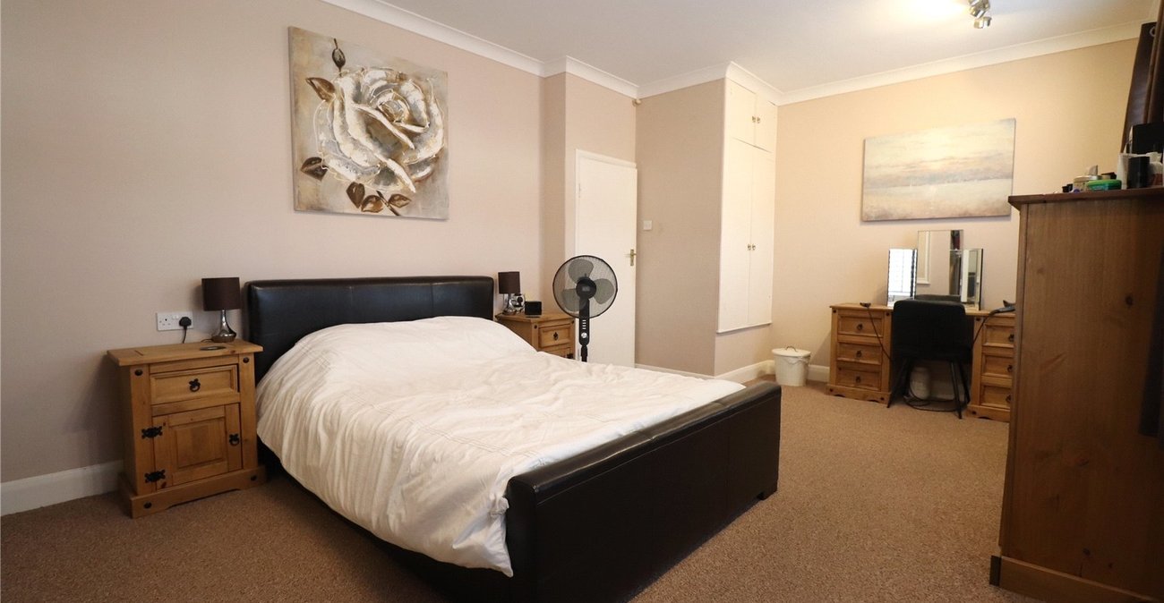 2 bedroom house for sale in Abbey Wood | Robinson Jackson