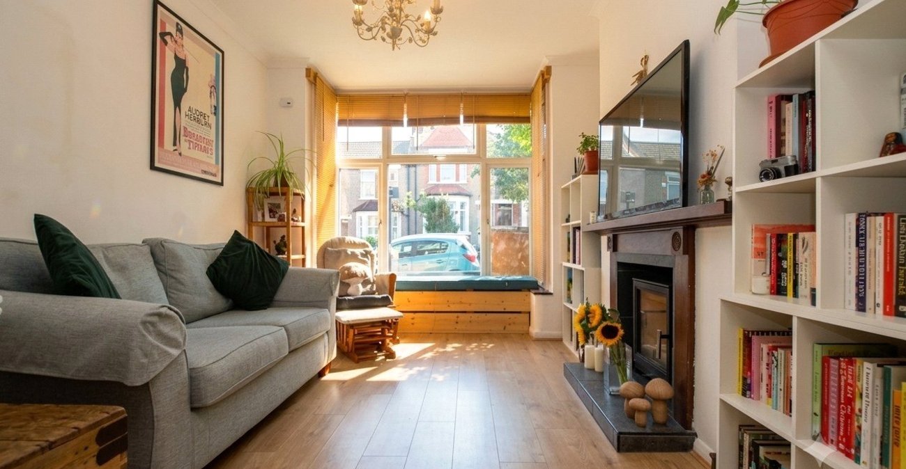 4 bedroom house for sale in Abbey Wood | Robinson Jackson