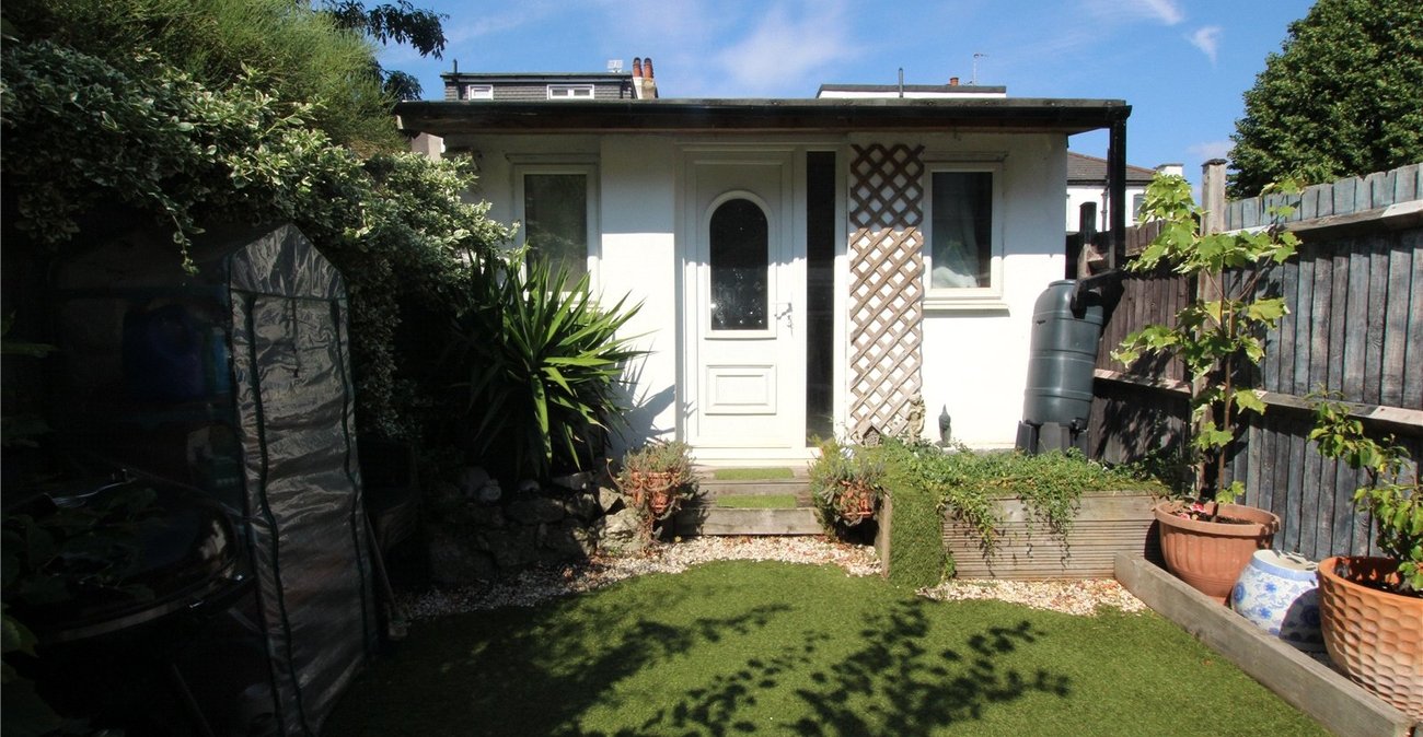 4 bedroom house for sale in Abbey Wood | Robinson Jackson