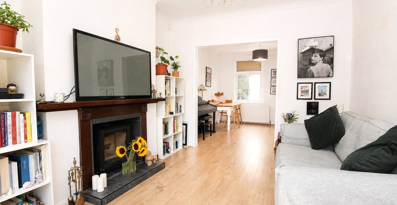 4 bedroom house for sale in Abbey Wood | Robinson Jackson