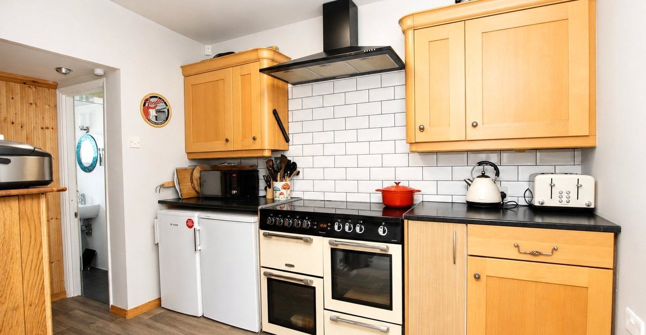 4 bedroom house for sale in Abbey Wood | Robinson Jackson
