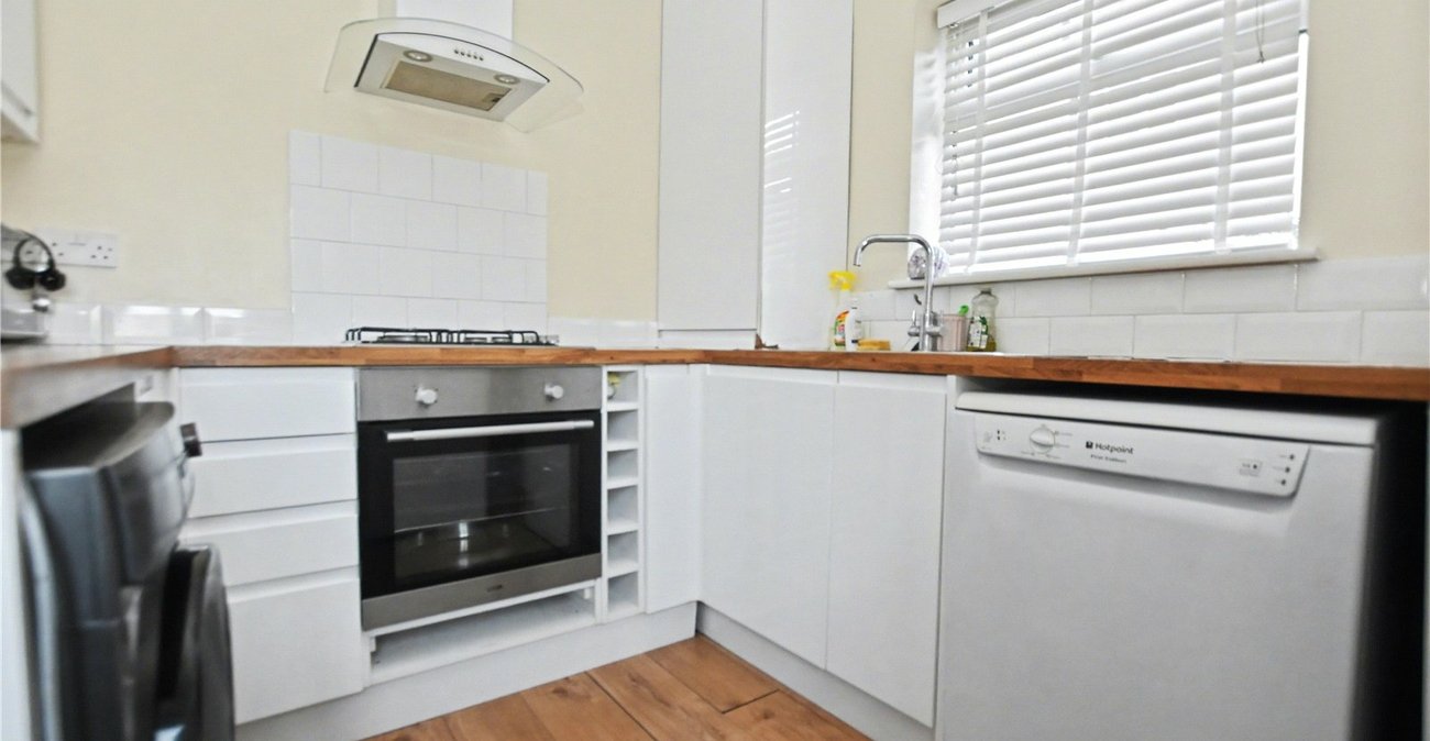 2 bedroom property for sale in Bexleyheath | Robinson Jackson