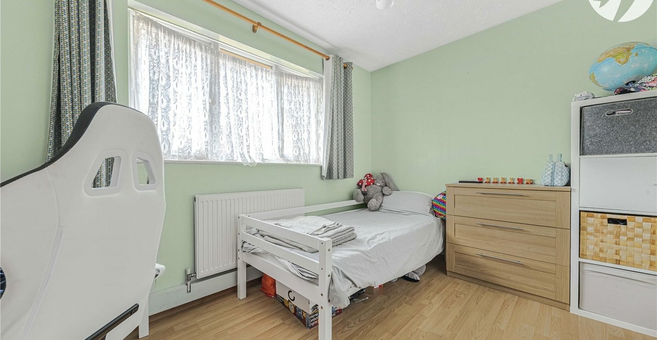 2 bedroom house for sale in Dartford | Robinson Jackson