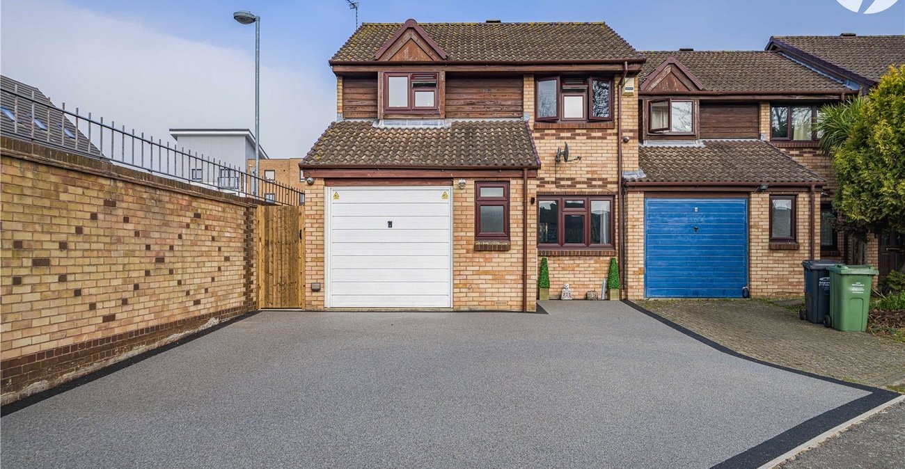 3 bedroom house for sale in Dartford | Robinson Jackson