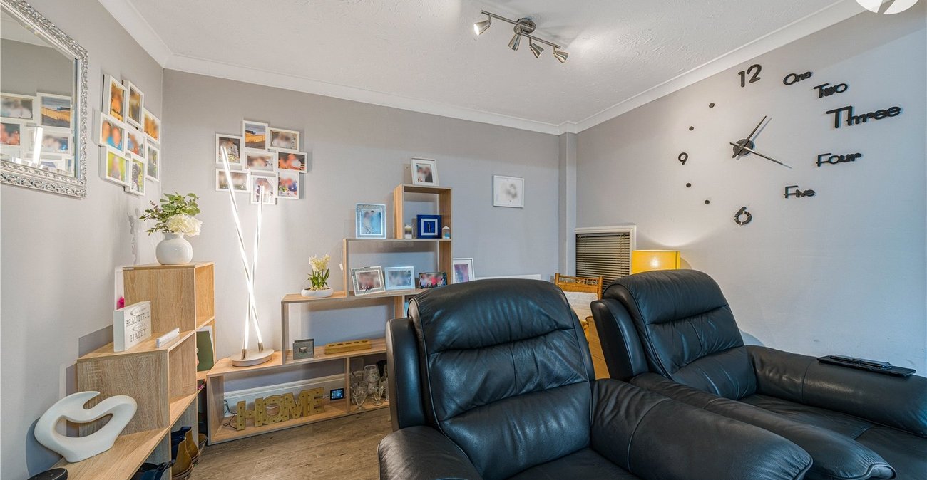 3 bedroom house for sale in Dartford | Robinson Jackson