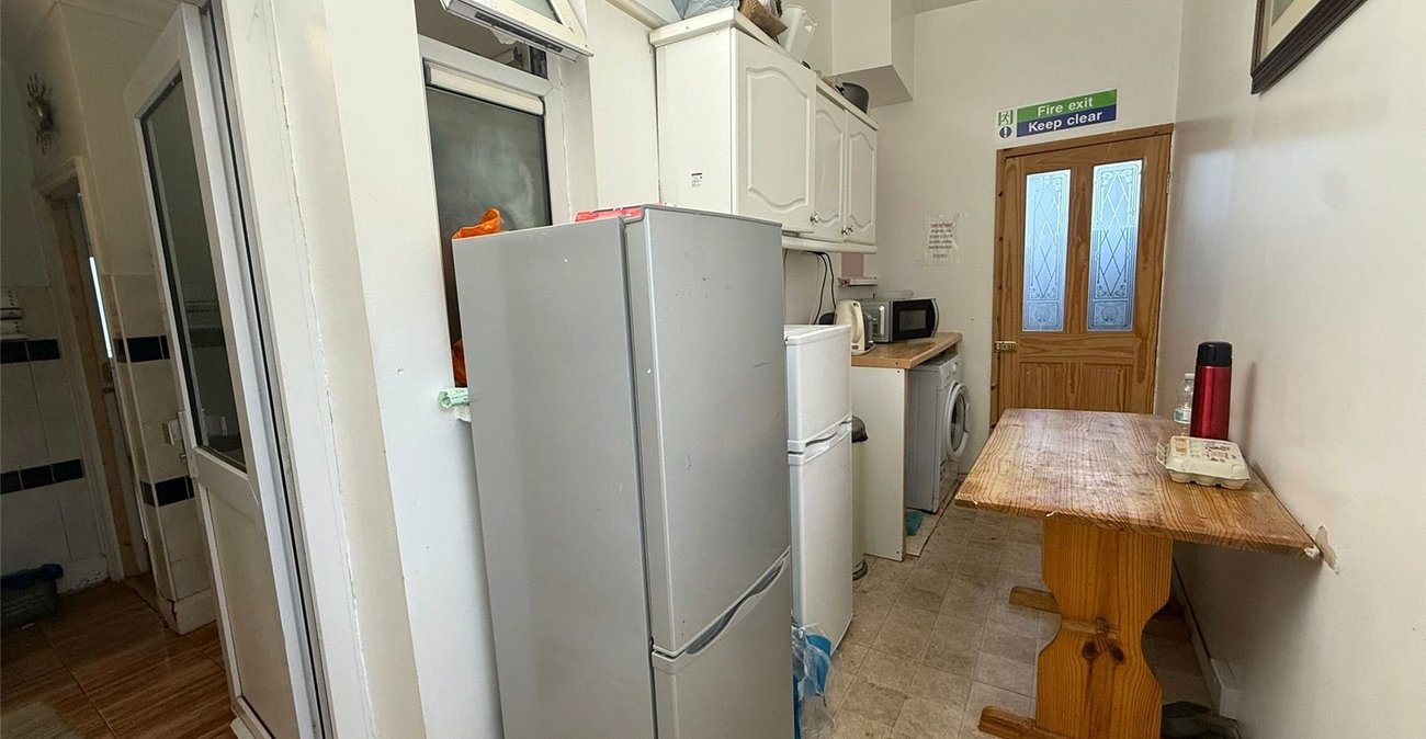 3 bedroom house for sale in Northfleet | Robinson Michael & Jackson