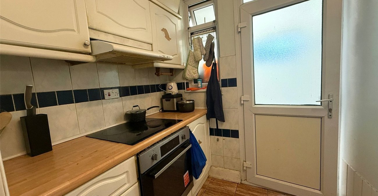 3 bedroom house for sale in Northfleet | Robinson Michael & Jackson