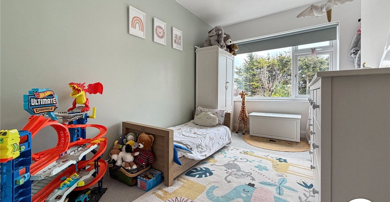 2 bedroom house for sale in Rochester | Robinson Michael & Jackson