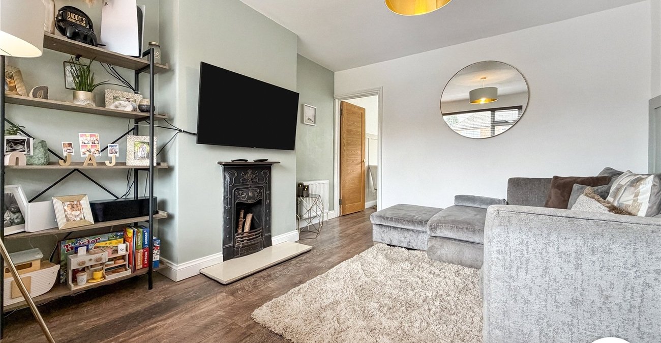 2 bedroom house for sale in Rochester | Robinson Michael & Jackson