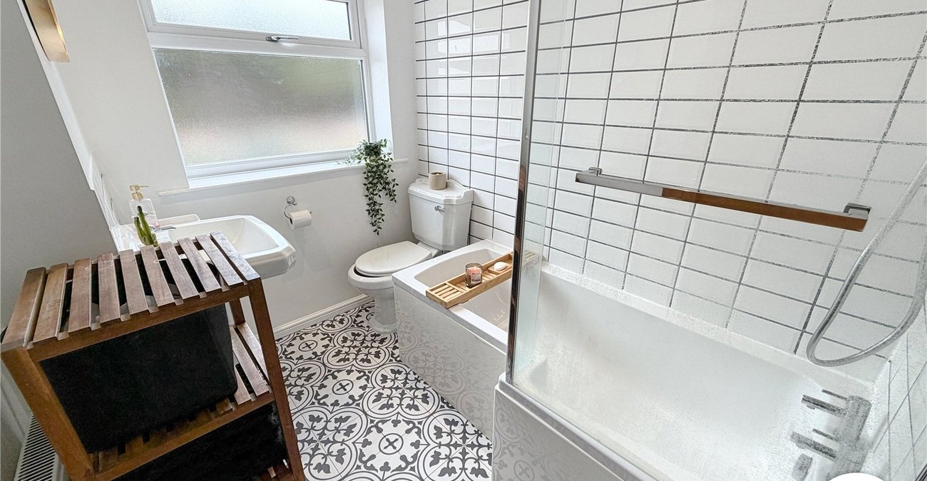 2 bedroom house for sale in Rochester | Robinson Michael & Jackson