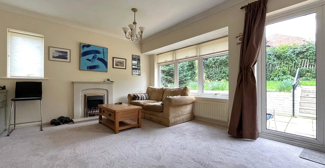 2 bedroom bungalow for sale in Walderslade Woods | Robinson Michael & Jackson
