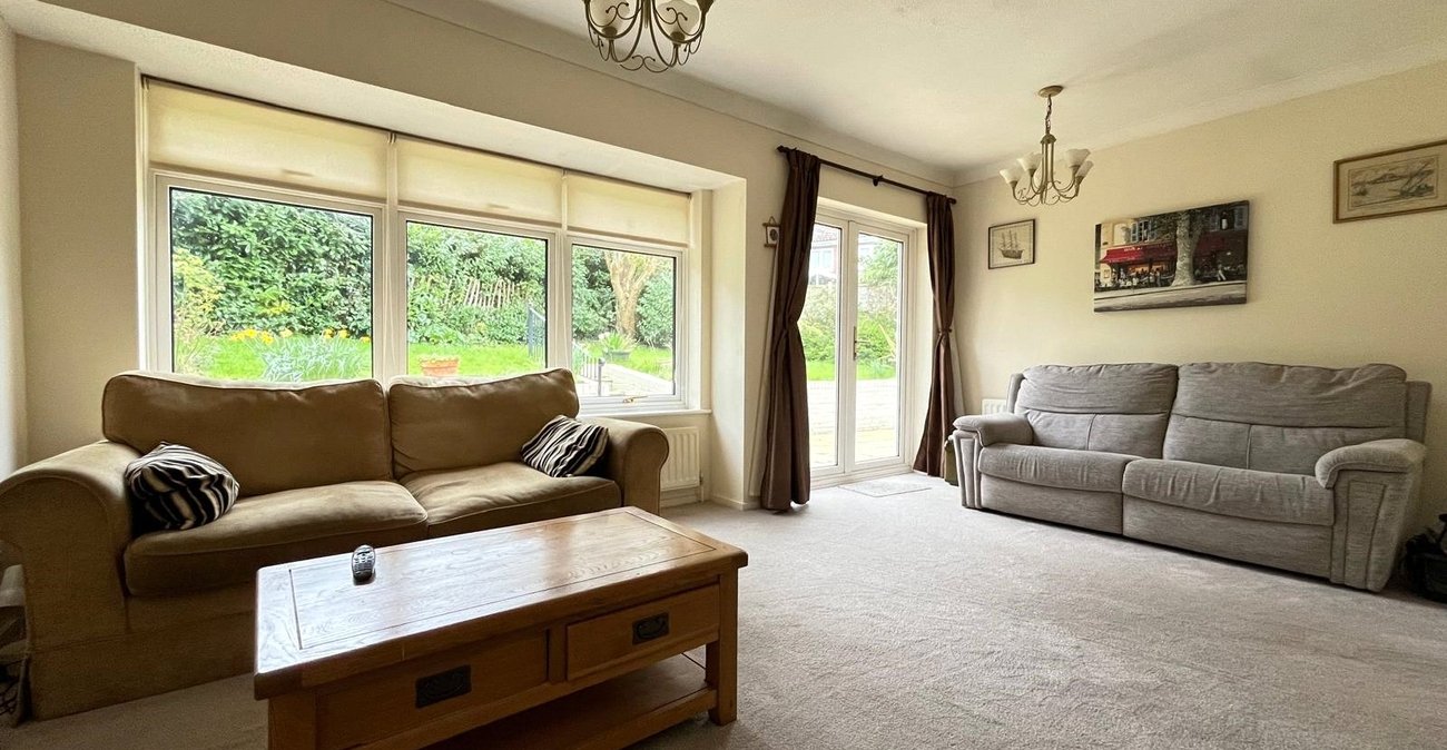 2 bedroom bungalow for sale in Walderslade Woods | Robinson Michael & Jackson