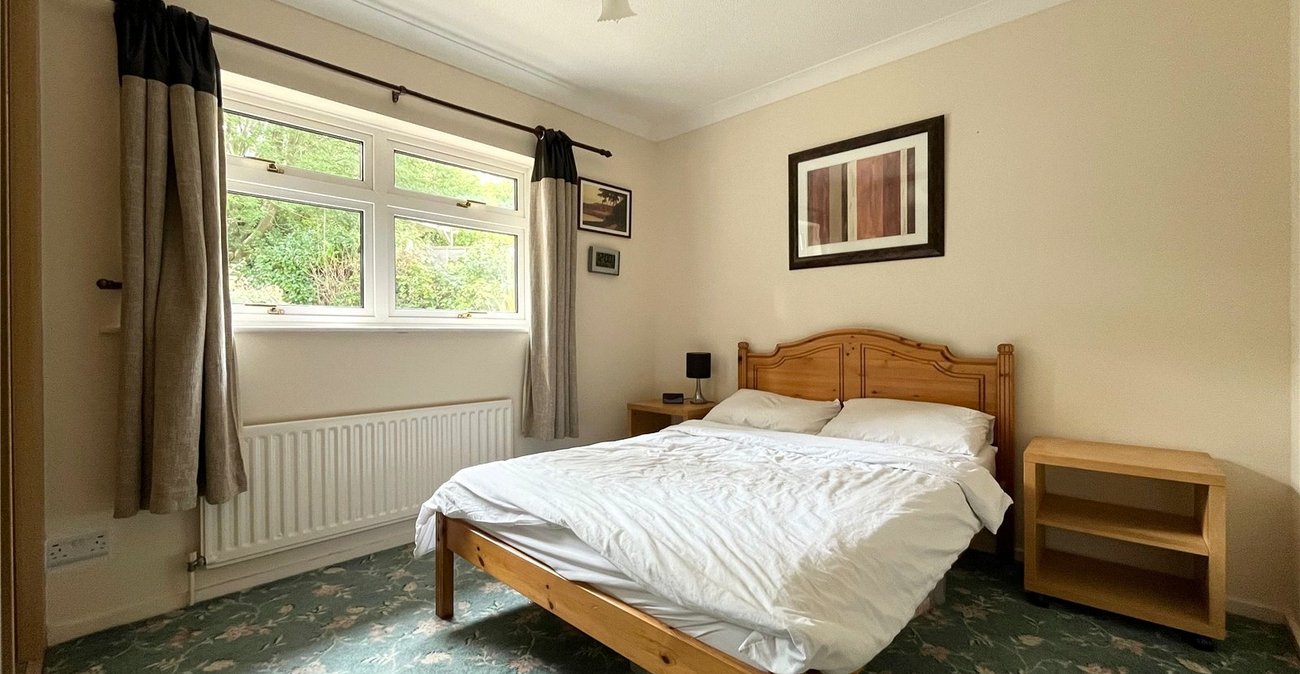 2 bedroom bungalow for sale in Walderslade Woods | Robinson Michael & Jackson