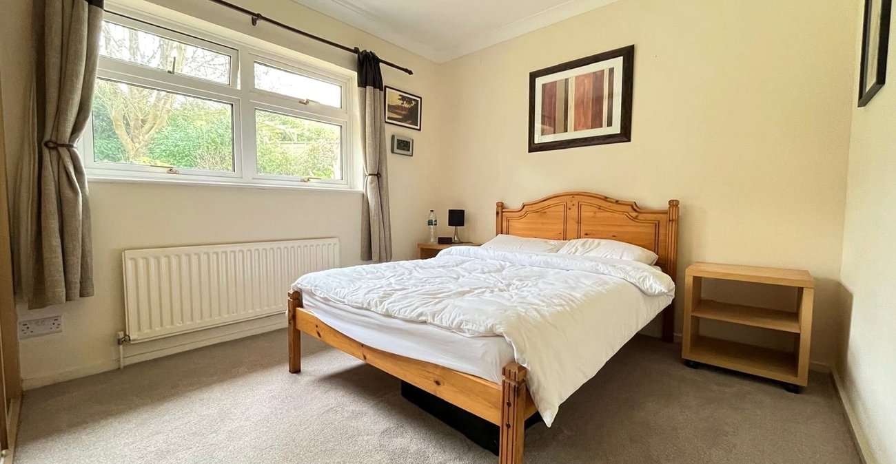 2 bedroom bungalow for sale in Walderslade Woods | Robinson Michael & Jackson