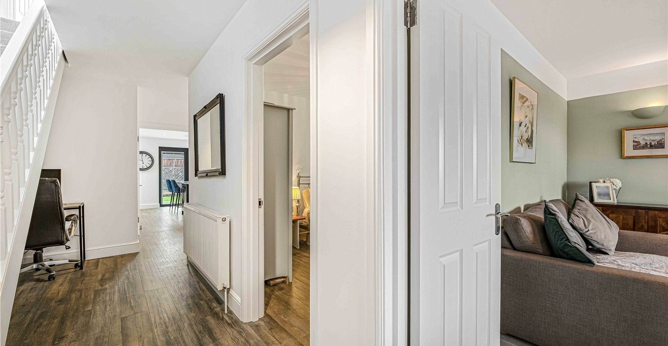 4 bedroom bungalow for sale in Bexley | Robinson Jackson