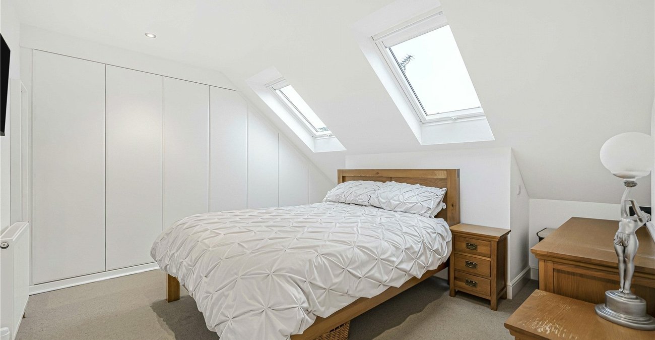 4 bedroom bungalow for sale in Bexley | Robinson Jackson