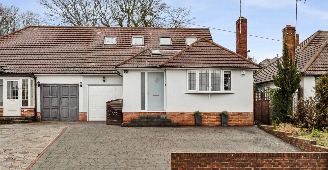 4 bedroom bungalow for sale in Bexley | Robinson Jackson