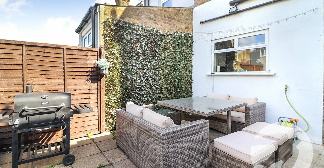 2 bedroom house for sale in Northumberland Heath | Robinson Jackson