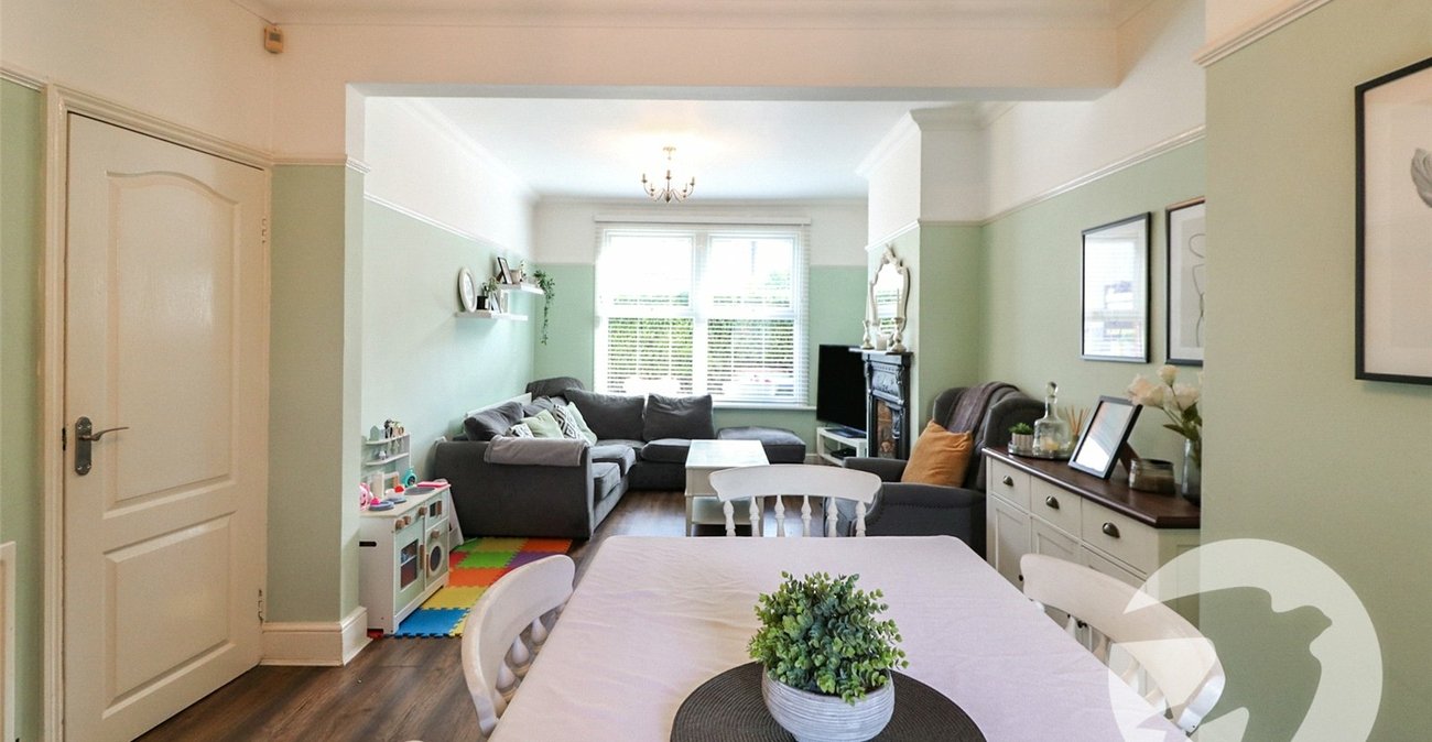 2 bedroom house for sale in Northumberland Heath | Robinson Jackson
