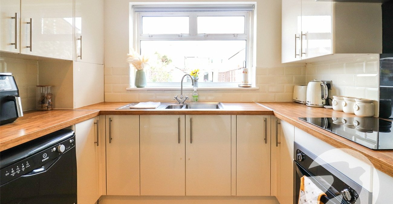 2 bedroom house for sale in Northumberland Heath | Robinson Jackson