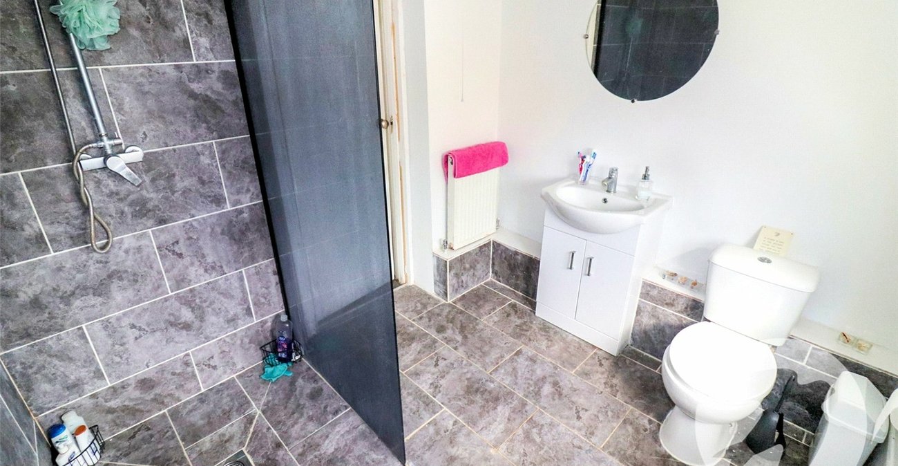 3 bedroom house for sale in Northumberland Heath | Robinson Jackson