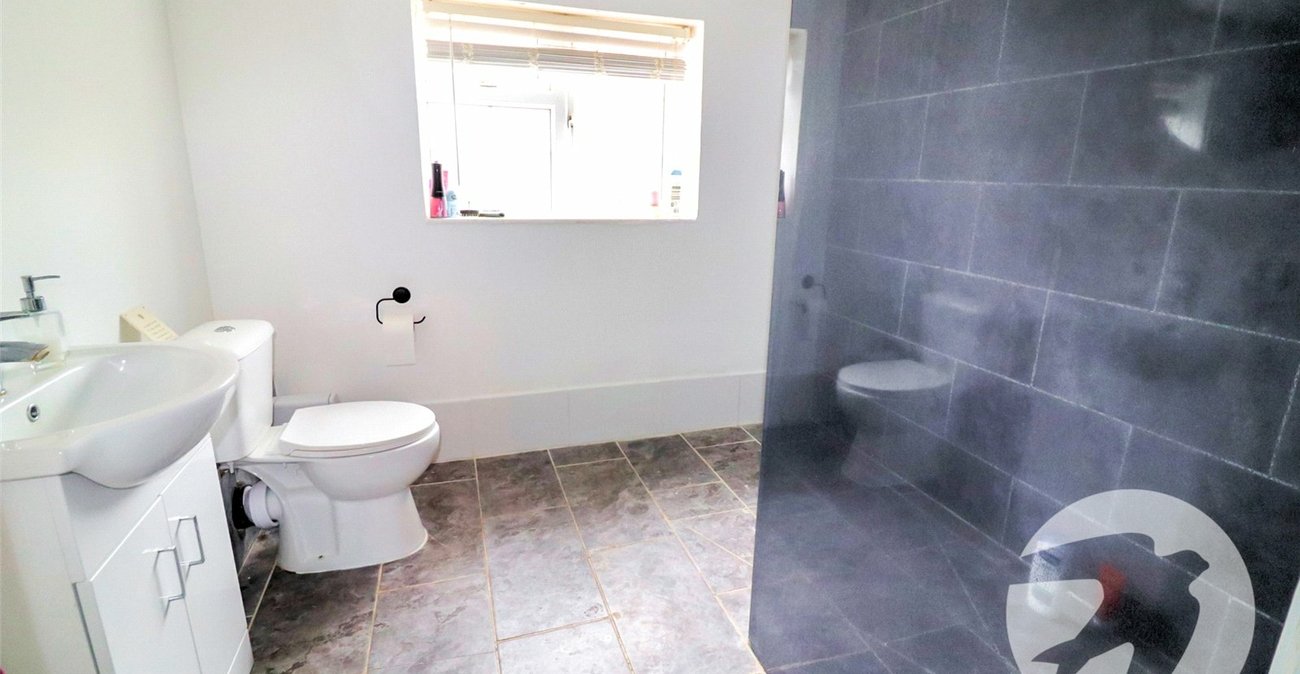 3 bedroom house for sale in Northumberland Heath | Robinson Jackson