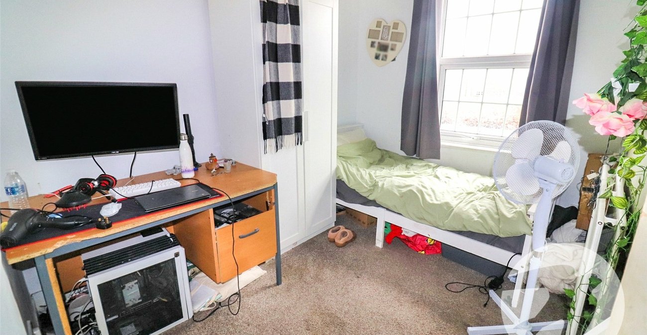 3 bedroom house for sale in Northumberland Heath | Robinson Jackson