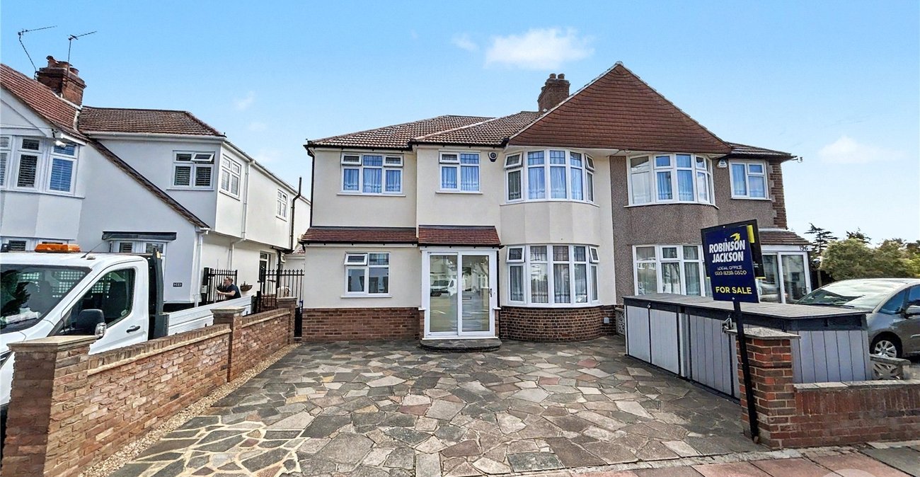 5 bedroom house for sale in Sidcup | Robinson Jackson