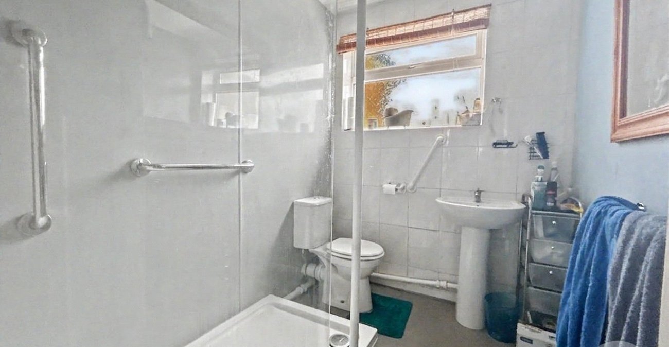 5 bedroom house for sale in Sidcup | Robinson Jackson
