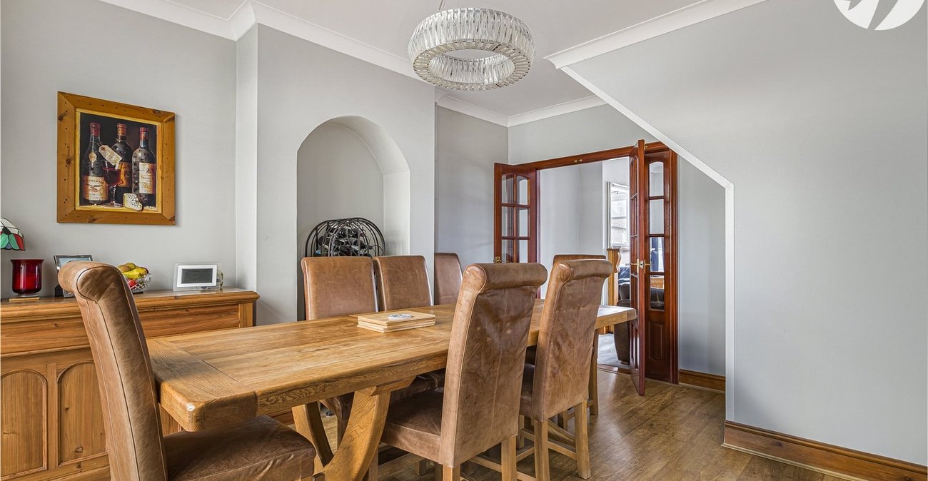 5 bedroom house for sale in Sidcup | Robinson Jackson