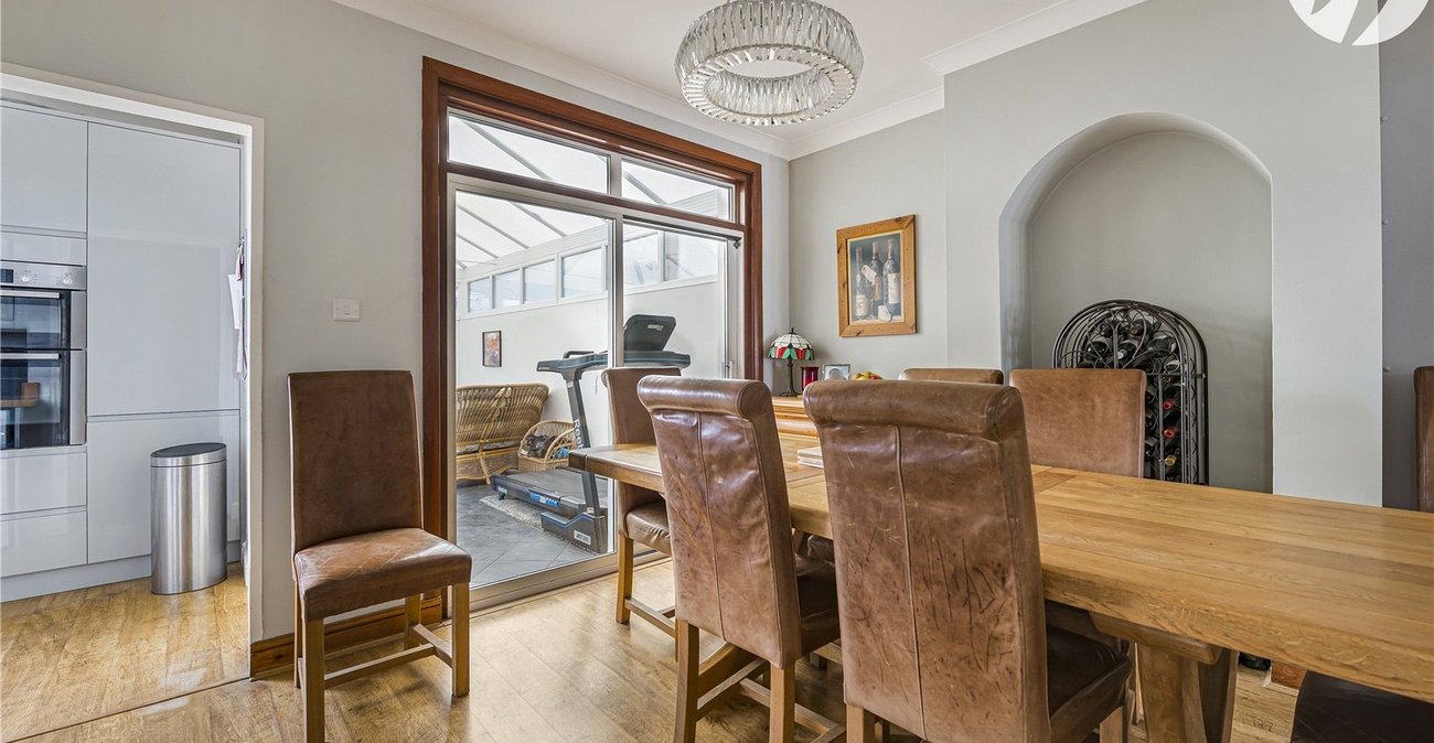 5 bedroom house for sale in Sidcup | Robinson Jackson