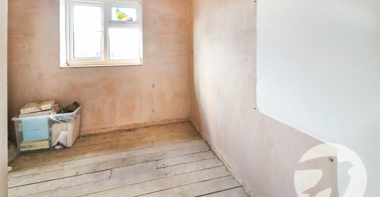 3 bedroom house for sale in Erith | Robinson Jackson