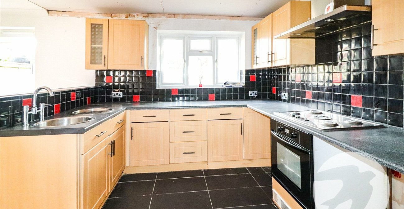 3 bedroom house for sale in Erith | Robinson Jackson