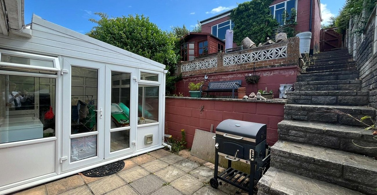 2 bedroom bungalow for sale in Chatham | Robinson Michael & Jackson