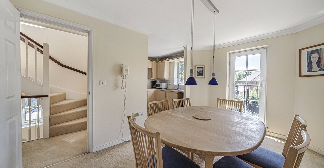 3 bedroom house for sale in Greenhithe | Robinson Jackson