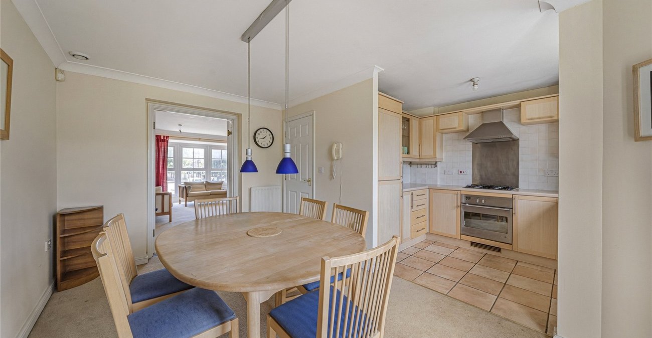 3 bedroom house for sale in Greenhithe | Robinson Jackson