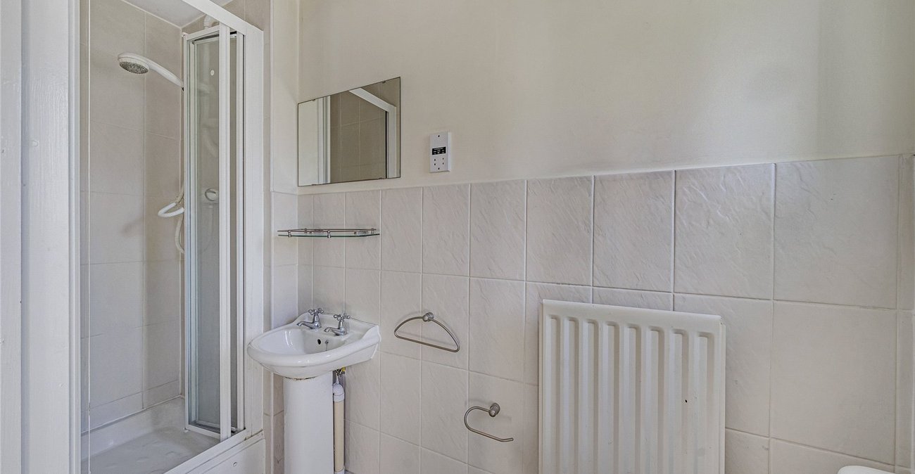 3 bedroom house for sale in Greenhithe | Robinson Jackson