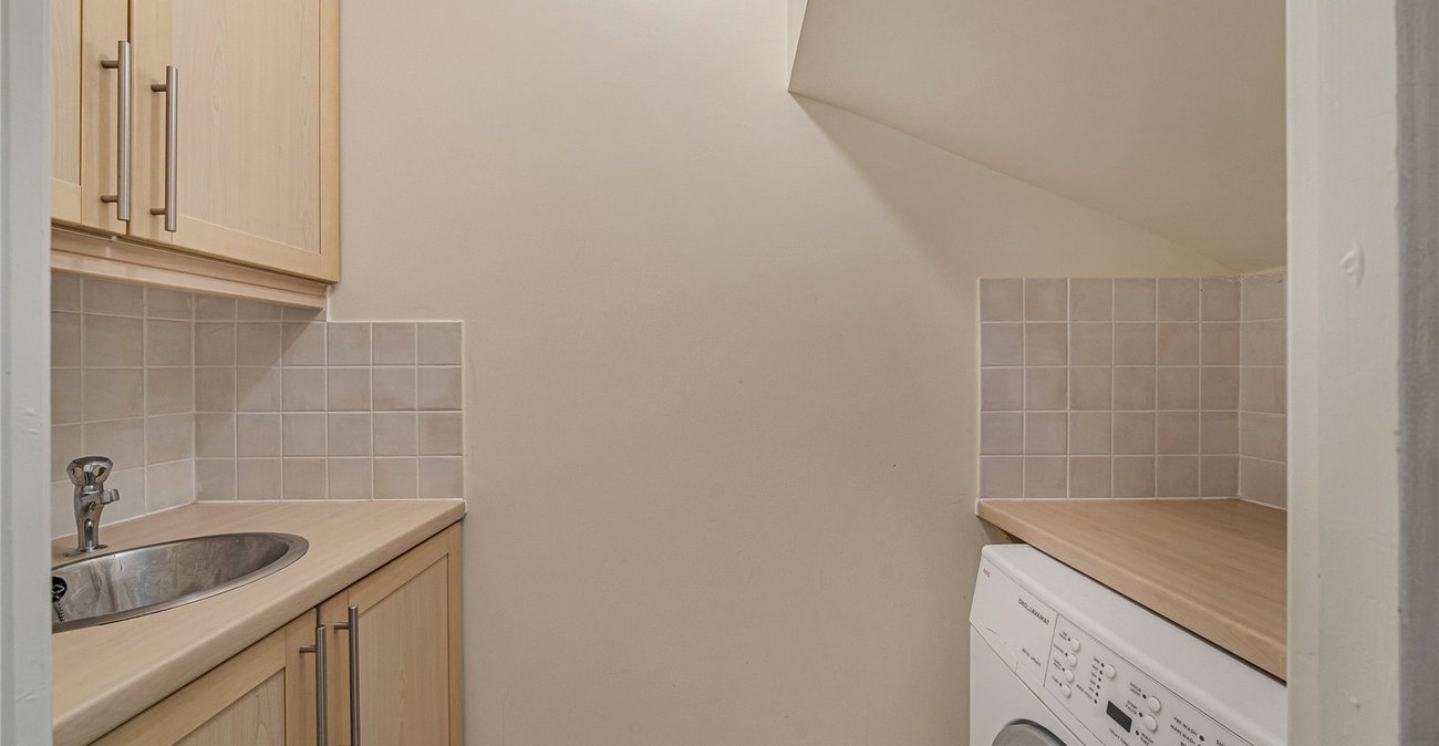 3 bedroom house for sale in Greenhithe | Robinson Jackson