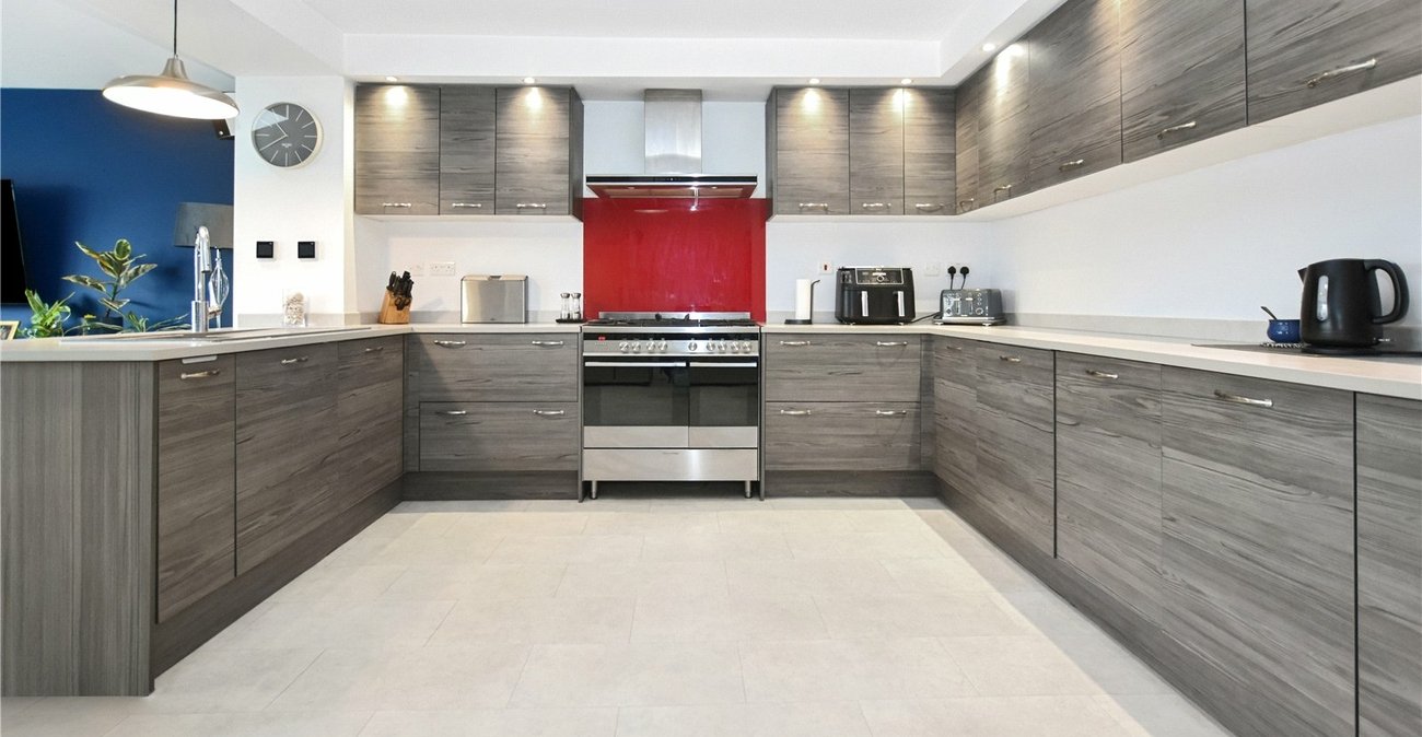 4 bedroom house for sale in Bexleyheath | Robinson Jackson