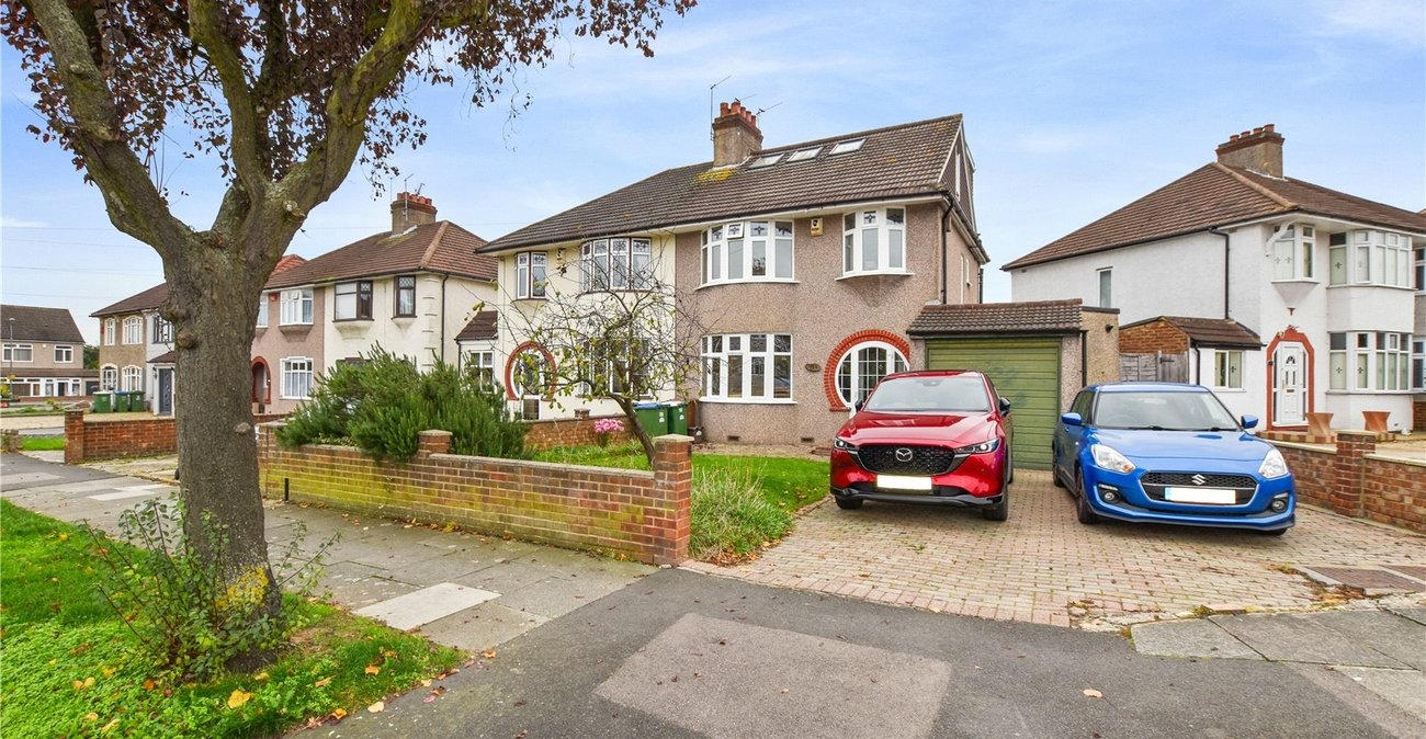 4 bedroom house for sale in Bexleyheath | Robinson Jackson