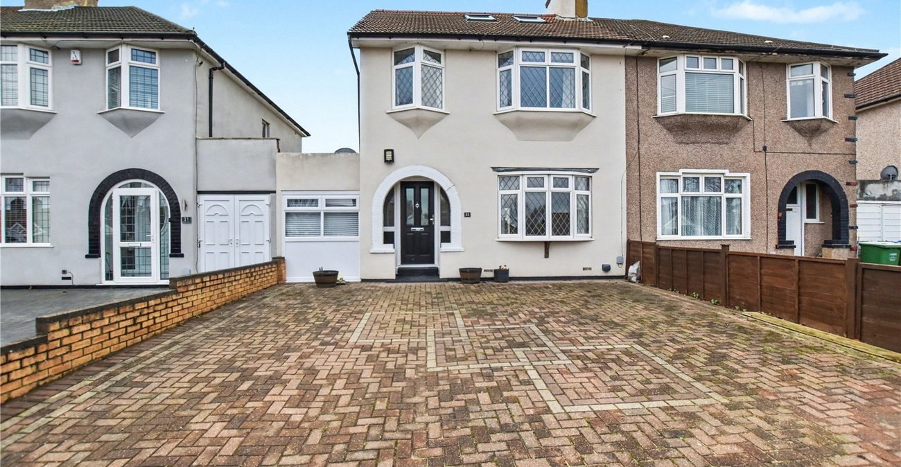 4 bedroom house for sale in Bexleyheath | Robinson Jackson