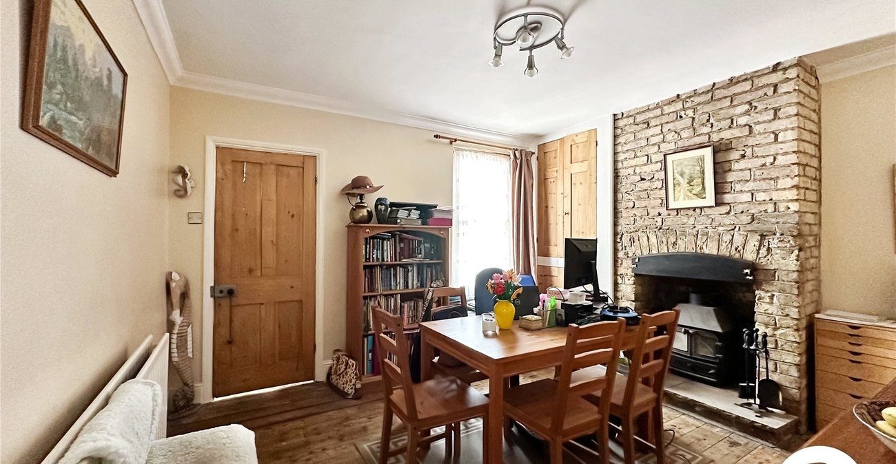 2 bedroom house for sale in Sittingbourne | Robinson Michael & Jackson