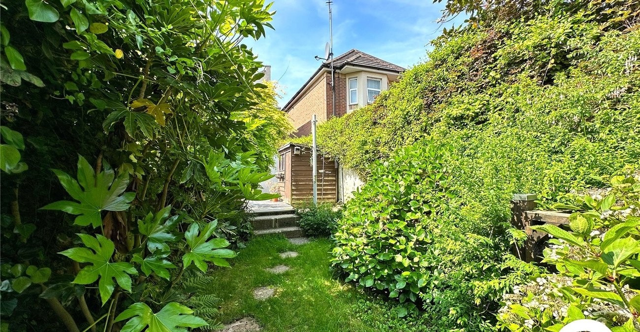 2 bedroom house for sale in Sittingbourne | Robinson Michael & Jackson