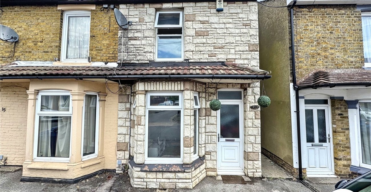 3 bedroom house for sale in Sittingbourne | Robinson Michael & Jackson