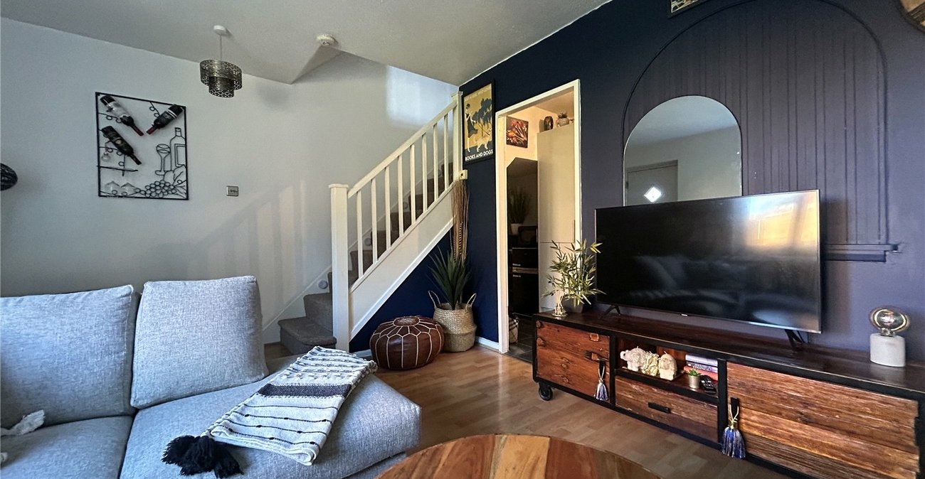 2 bedroom house for sale in Walderslade | Robinson Michael & Jackson