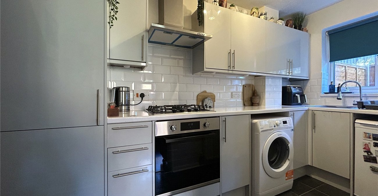 2 bedroom house for sale in Walderslade | Robinson Michael & Jackson