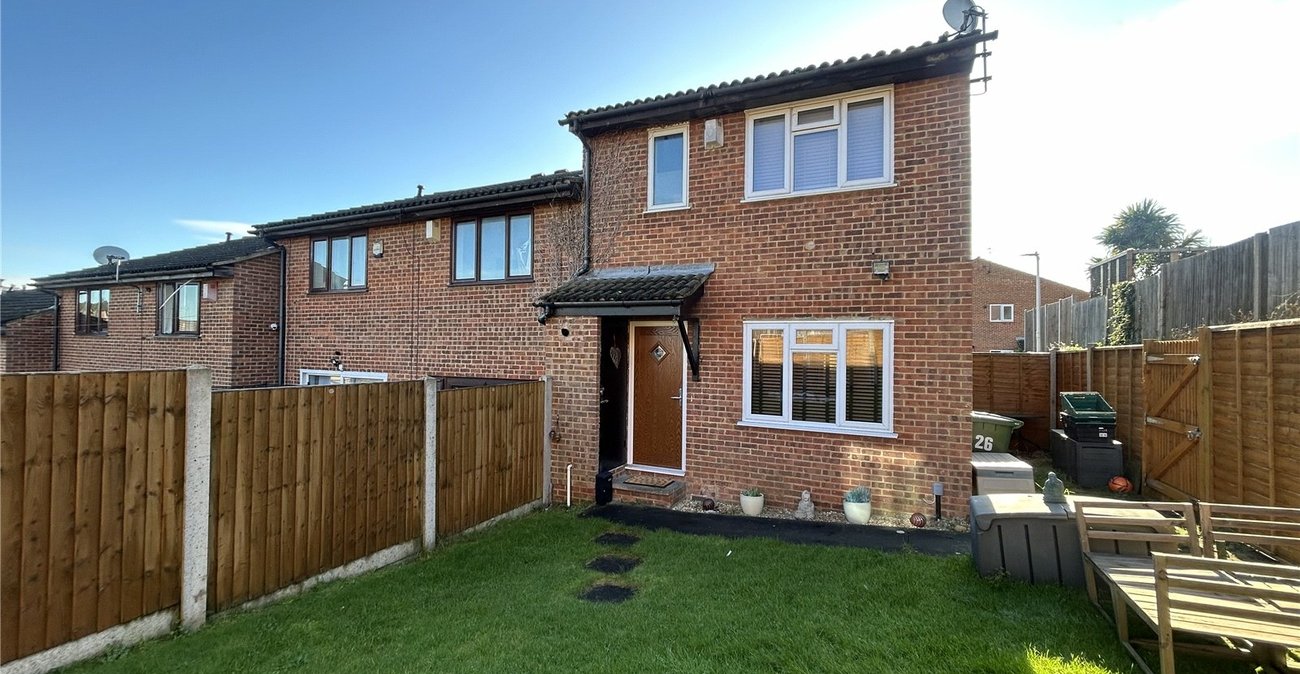 2 bedroom house for sale in Walderslade | Robinson Michael & Jackson